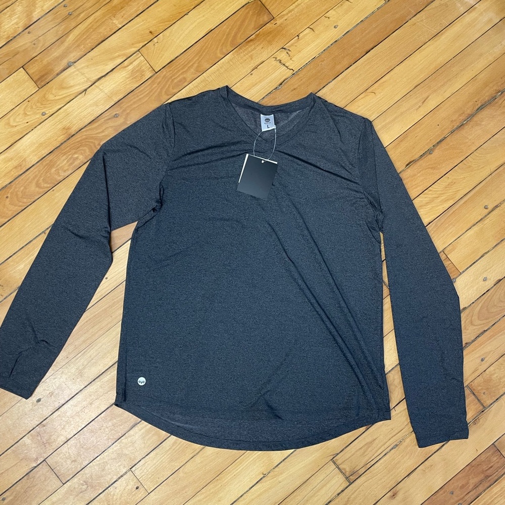 NEW Senita Athletics Charcoal Long Sleeve Tee Large Charcoal Gray